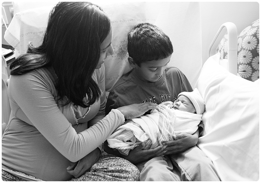 hospital newborn photography fair oaks hospital fairfax virginia